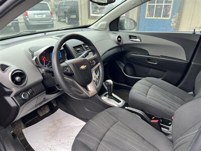 2016 Chevrolet Sonic LT Auto   - Photo 4 - Canton, OH 44707