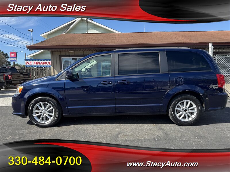 2015 Dodge Grand Caravan SXT   - Photo 1 - Canton, OH 44707