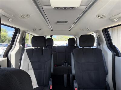 2015 Dodge Grand Caravan SXT - Photo 9 - Canton, OH 44707