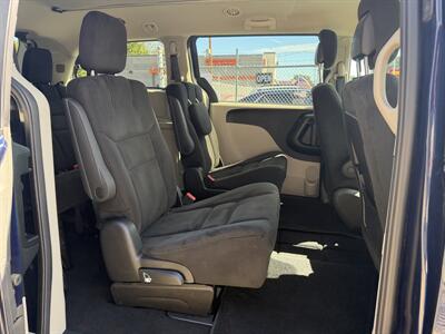 2015 Dodge Grand Caravan SXT - Photo 17 - Canton, OH 44707