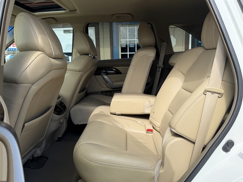 2011 Acura MDX SH-AWD w/Tech - Photo 13 - Canton, OH 44707
