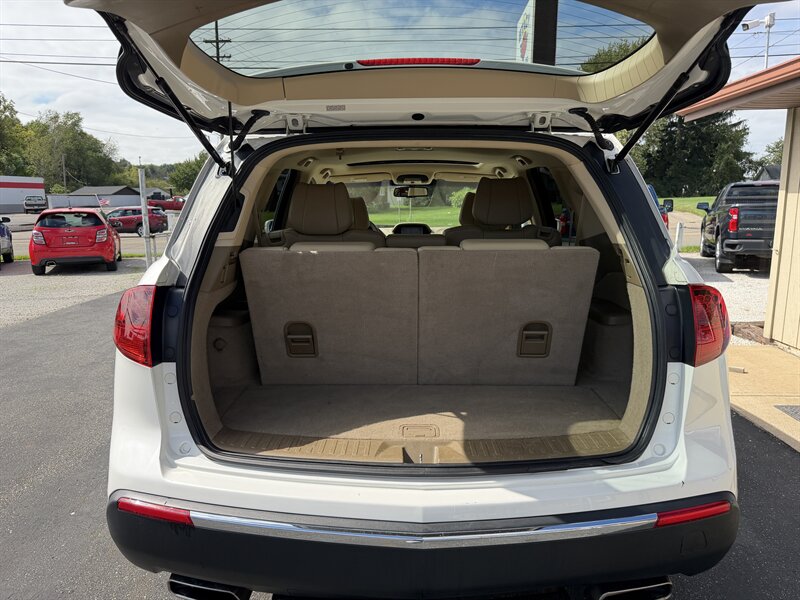 2011 Acura MDX SH-AWD w/Tech - Photo 18 - Canton, OH 44707