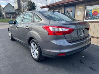 2013 Ford Focus SE - Photo 6 - Canton, OH 44707