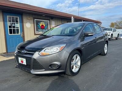 2013 Ford Focus SE - Photo 2 - Canton, OH 44707