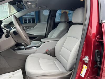 2018 Chevrolet Malibu LT   - Photo 3 - Canton, OH 44707