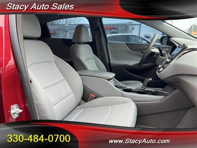 2018 Chevrolet Malibu LT - Photo 17 - Canton, OH 44707