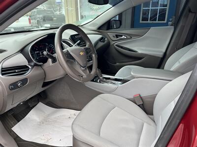 2018 Chevrolet Malibu LT   - Photo 4 - Canton, OH 44707