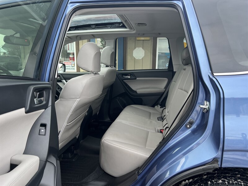 2016 Subaru Forester 2.5i Limited - Photo 5 - Canton, OH 44707