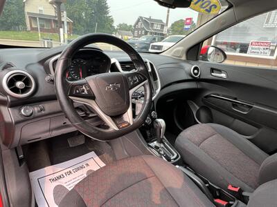 2019 Chevrolet Sonic LT Auto - Photo 6 - Canton, OH 44707
