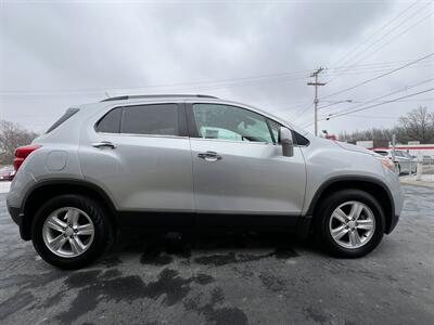 2019 Chevrolet Trax LT   - Photo 13 - Canton, OH 44707