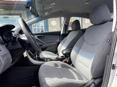 2014 Hyundai ELANTRA SE   - Photo 4 - Canton, OH 44707