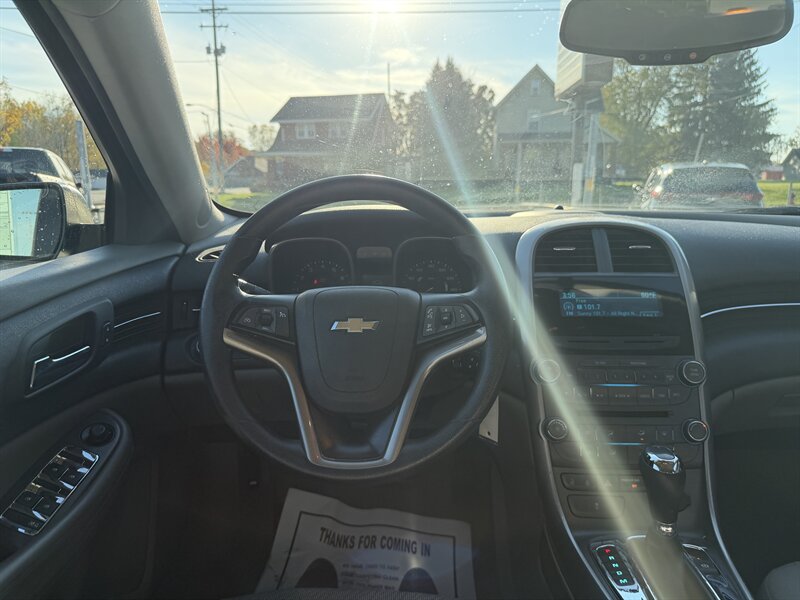 2013 Chevrolet Malibu LS - Photo 8 - Canton, OH 44707