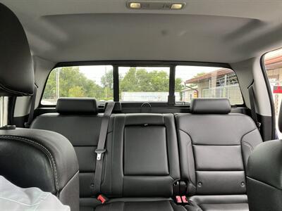 2017 GMC Sierra 1500 SLE   - Photo 11 - Canton, OH 44707