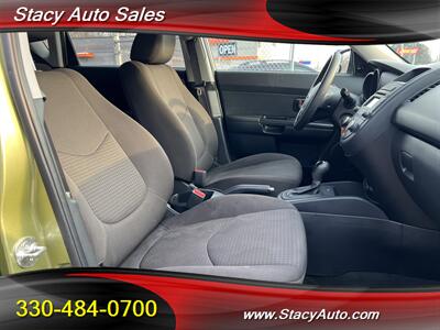 2013 Kia Soul   - Photo 12 - Canton, OH 44707