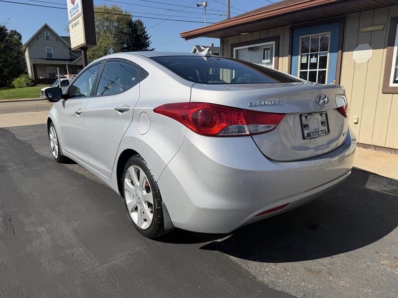 2013 Hyundai ELANTRA GLS - Photo 11 - Canton, OH 44707