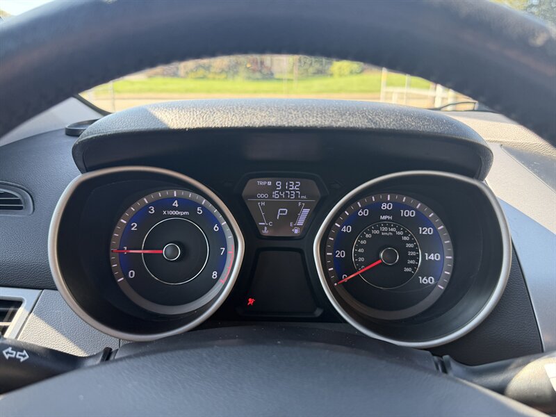 2013 Hyundai ELANTRA GLS - Photo 8 - Canton, OH 44707