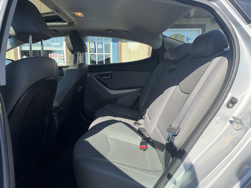 2013 Hyundai ELANTRA GLS - Photo 10 - Canton, OH 44707