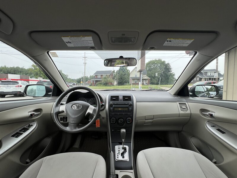 2010 Toyota Corolla LE - Photo 6 - Canton, OH 44707