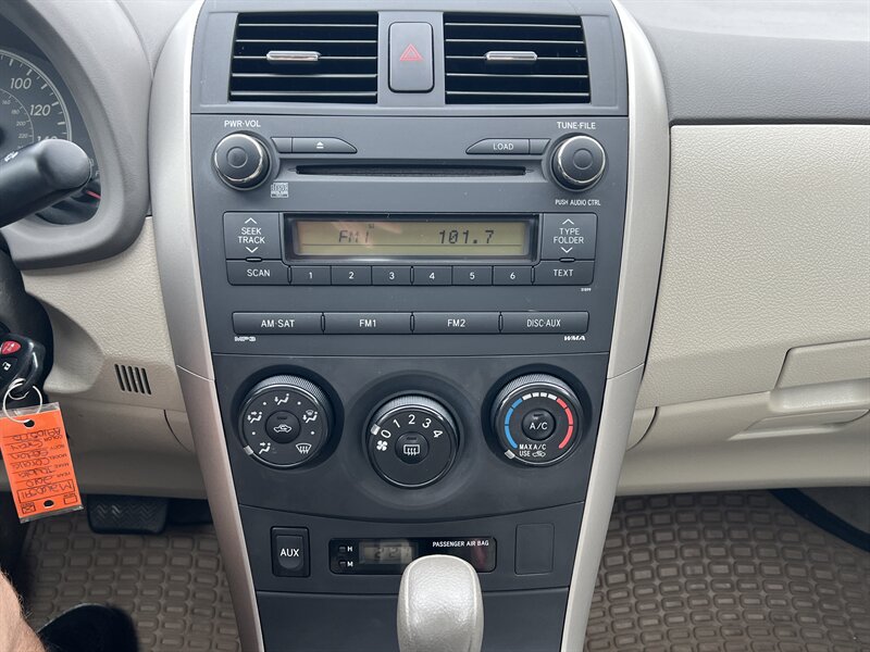 2010 Toyota Corolla LE - Photo 8 - Canton, OH 44707