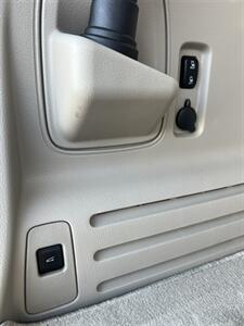 2013 Lincoln MKX   - Photo 12 - Canton, OH 44707