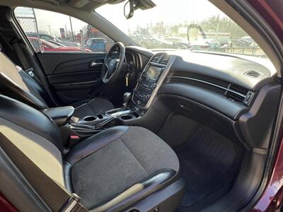 2015 Chevrolet Malibu LT   - Photo 18 - Canton, OH 44707