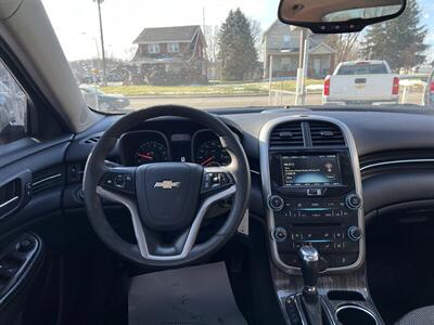 2015 Chevrolet Malibu LT   - Photo 5 - Canton, OH 44707