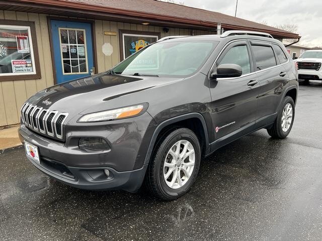 2016 Jeep Cherokee Latitude - Photo 2 - Canton, OH 44707