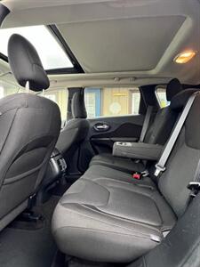 2016 Jeep Cherokee Latitude - Photo 4 - Canton, OH 44707