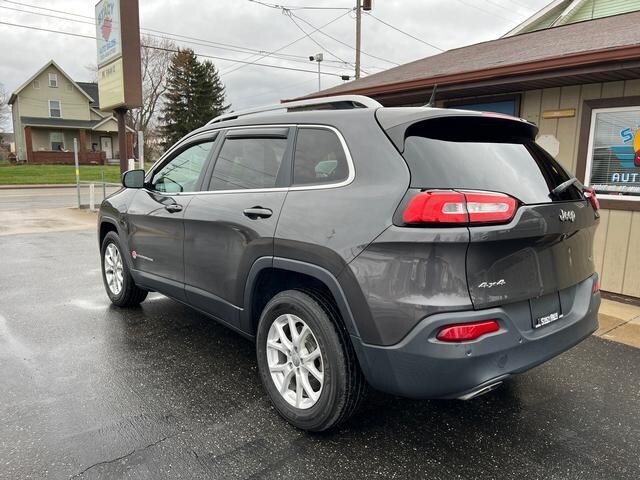 2016 Jeep Cherokee Latitude - Photo 8 - Canton, OH 44707
