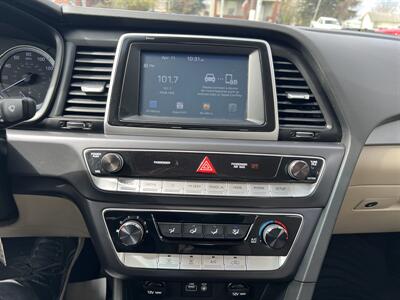 2018 Hyundai SONATA SE   - Photo 6 - Canton, OH 44707