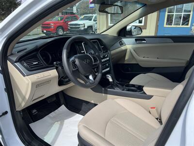 2018 Hyundai SONATA SE   - Photo 4 - Canton, OH 44707