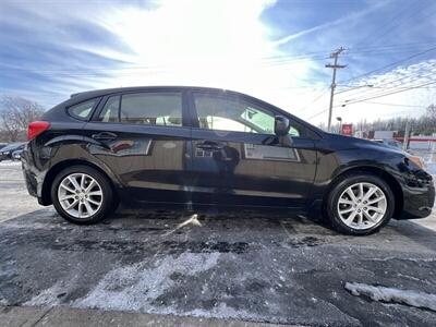 2012 Subaru Impreza 2.0i Premium   - Photo 12 - Canton, OH 44707