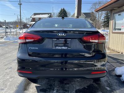 2017 Kia Forte LX   - Photo 7 - Canton, OH 44707