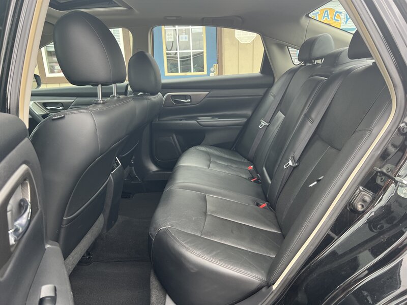 2013 Nissan Altima 2.5 SL - Photo 14 - Canton, OH 44707