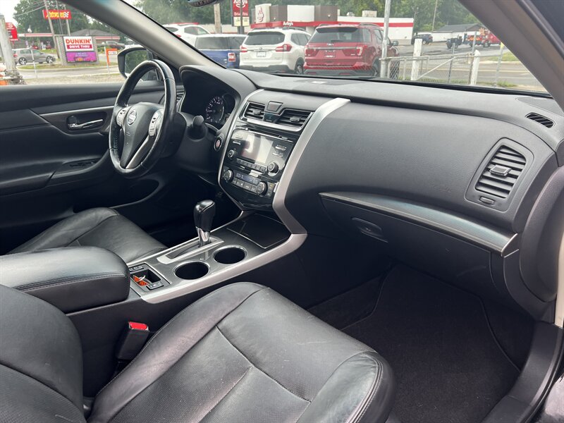 2013 Nissan Altima 2.5 SL - Photo 20 - Canton, OH 44707