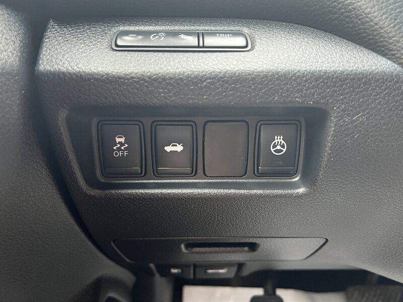 2013 Nissan Altima 2.5 SL - Photo 11 - Canton, OH 44707
