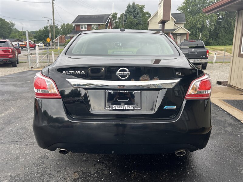 2013 Nissan Altima 2.5 SL - Photo 16 - Canton, OH 44707