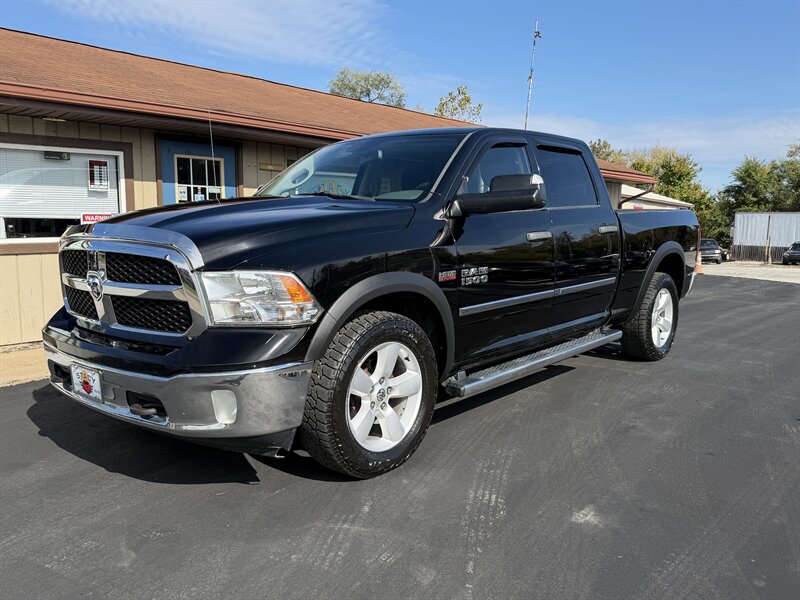 2014 RAM 1500 Tradesman - Photo 2 - Canton, OH 44707