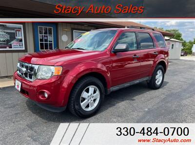 2011 Ford Escape XLT - Photo 2 - Canton, OH 44707