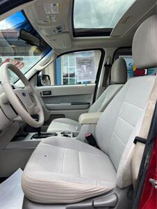 2011 Ford Escape XLT - Photo 3 - Canton, OH 44707