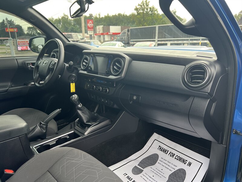 2016 Toyota Tacoma TRD Sport - Photo 19 - Canton, OH 44707