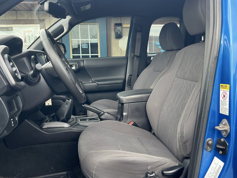2016 Toyota Tacoma TRD Sport - Photo 5 - Canton, OH 44707