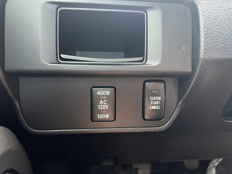 2016 Toyota Tacoma TRD Sport - Photo 10 - Canton, OH 44707