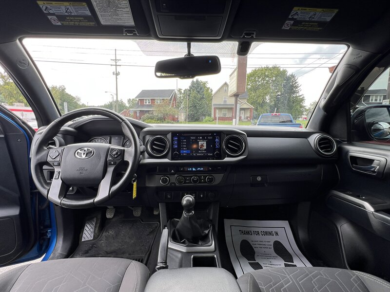 2016 Toyota Tacoma TRD Sport - Photo 7 - Canton, OH 44707
