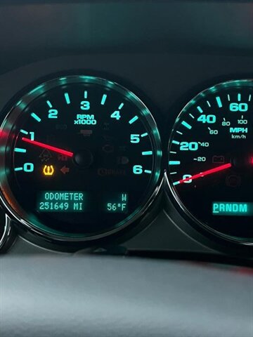 2011 Chevrolet Silverado 2500HD LT - Photo 14 - Canton, OH 44707