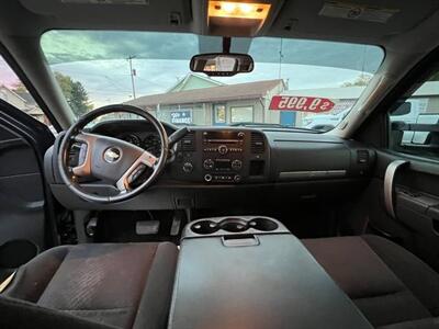 2011 Chevrolet Silverado 2500HD LT - Photo 4 - Canton, OH 44707