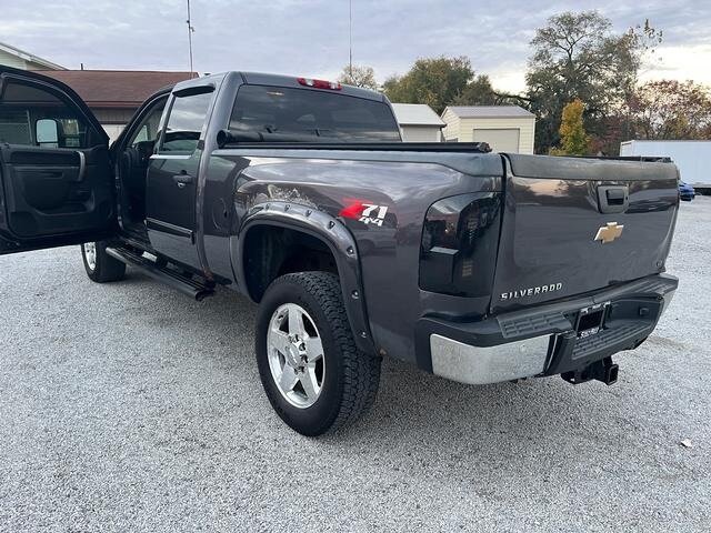 2011 Chevrolet Silverado 2500HD LT - Photo 5 - Canton, OH 44707