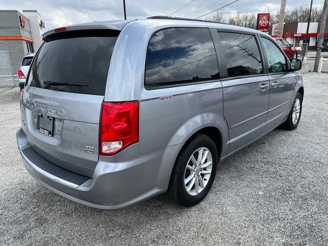 2016 Dodge Grand Caravan SXT - Photo 9 - Canton, OH 44707