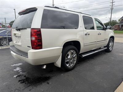 2010 Chevrolet Suburban LTZ - Photo 19 - Canton, OH 44707