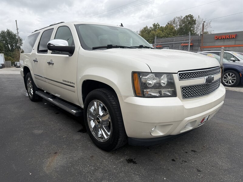 2010 Chevrolet Suburban LTZ - Photo 25 - Canton, OH 44707